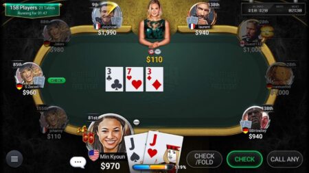 Chơi game bài poker online đã trở thành một trào lưu không thể bỏ qua trong giới trẻ hiện nay